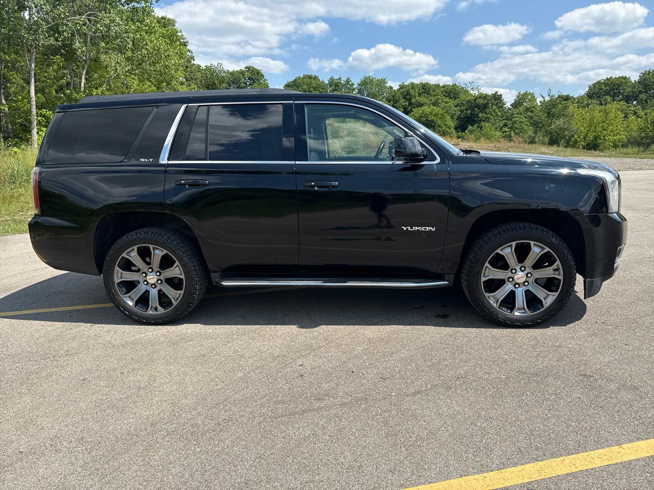 Used 2015 GMC Yukon SLT AWD/4WD image 4