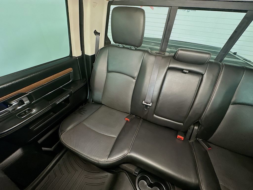 Used 2015 RAM 1500 Laramie w/ Convenience Group AWD/4WD image 12