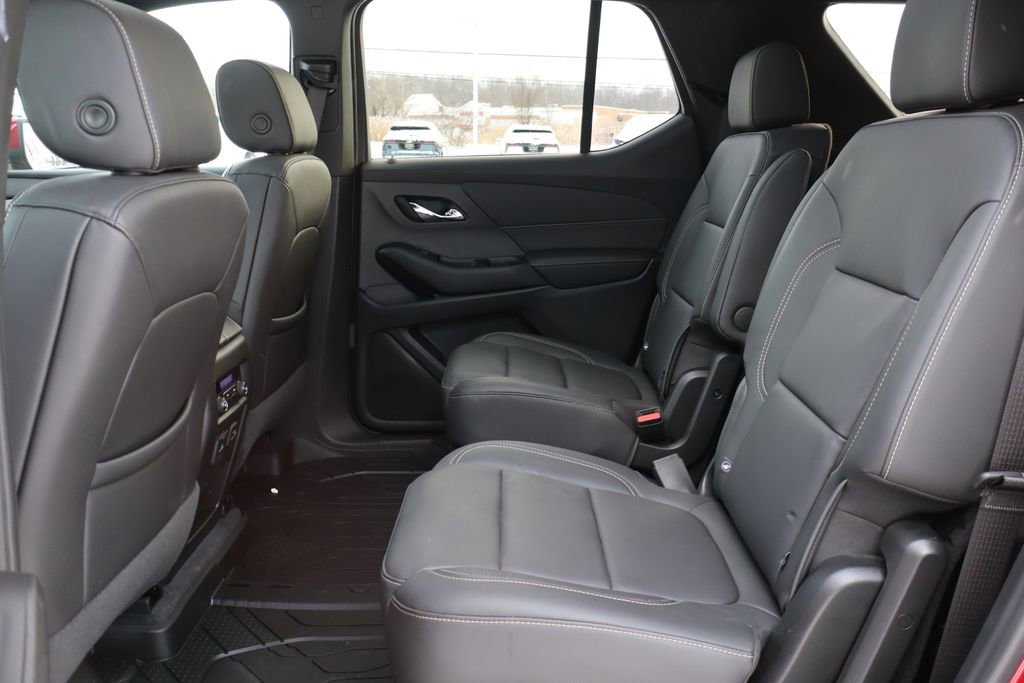 Used 2023 Chevrolet Traverse LT w/ LT Premium Package image 45