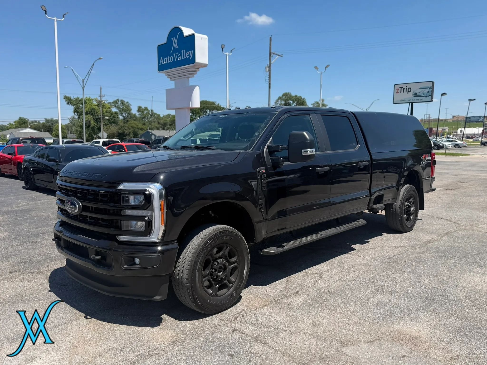 Used 2024 Ford F250 XL w/ STX Appearance Package AWD/4WD image 3