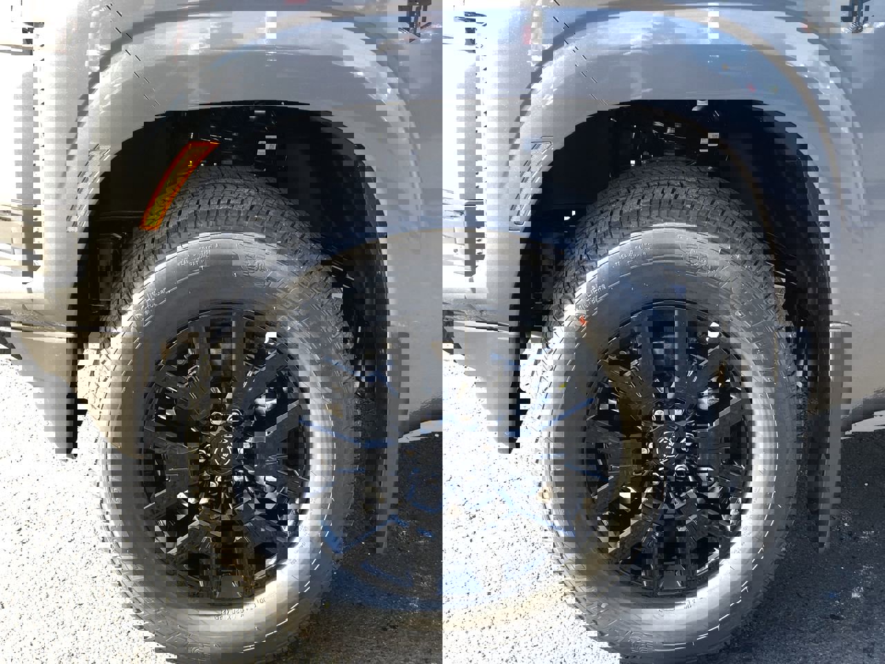 New 2026 Nissan Frontier SV w/ All-Weather Content Package image 10