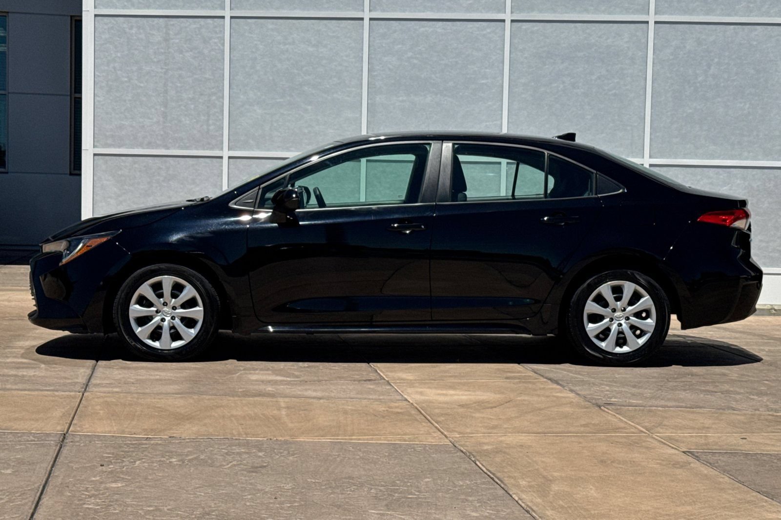 Certified 2024 Toyota Corolla LE FWD image 8