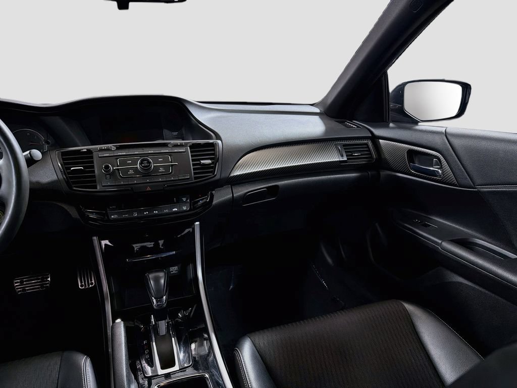 Used 2016 Honda Accord Sport image 22