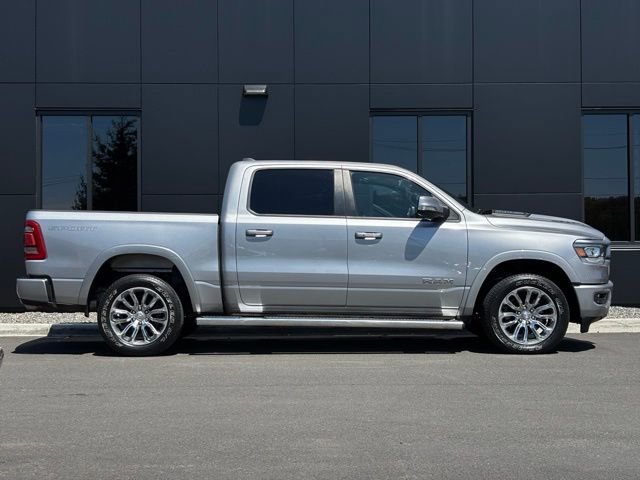 Used 2022 RAM 1500 Laramie w/ Sport Appearance Package AWD/4WD image 8