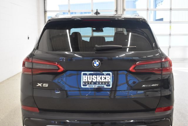 Used 2019 BMW X5 xDrive40i w/ Convenience Package AWD/4WD image 11