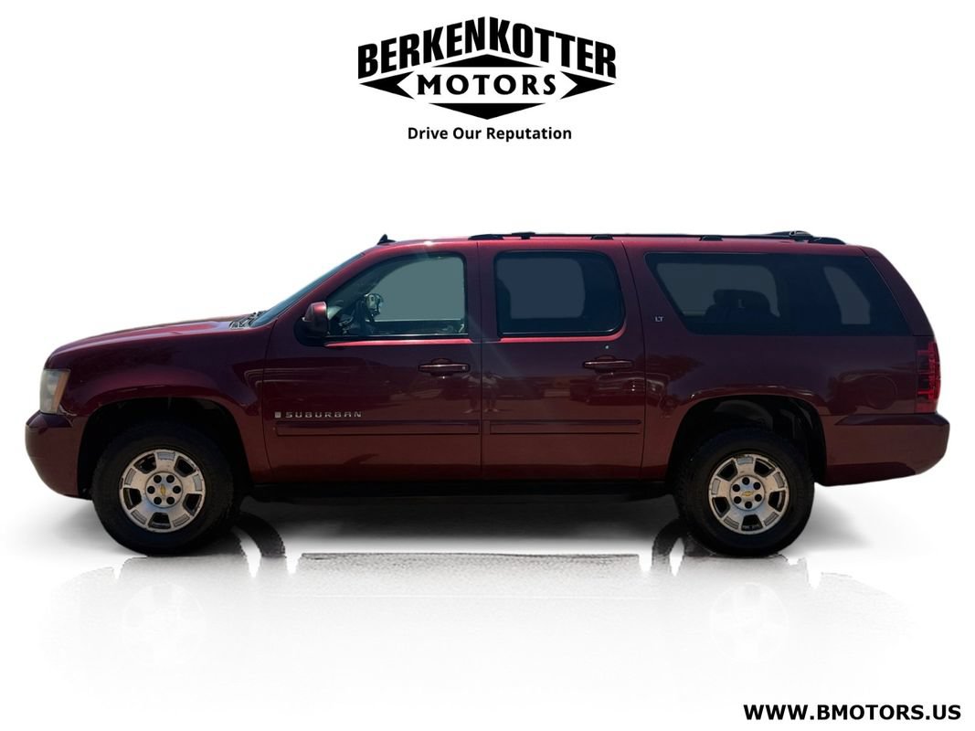 Used 2008 Chevrolet Suburban LT w/ LT Preferred Equipment Group AWD/4WD image 6