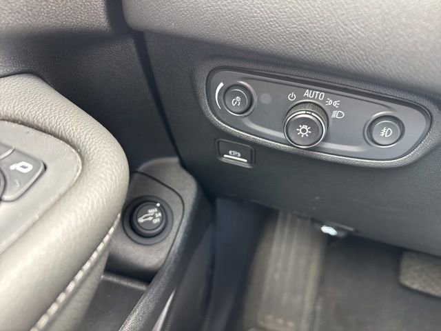 Certified 2024 GMC Terrain SLT AWD/4WD image 17