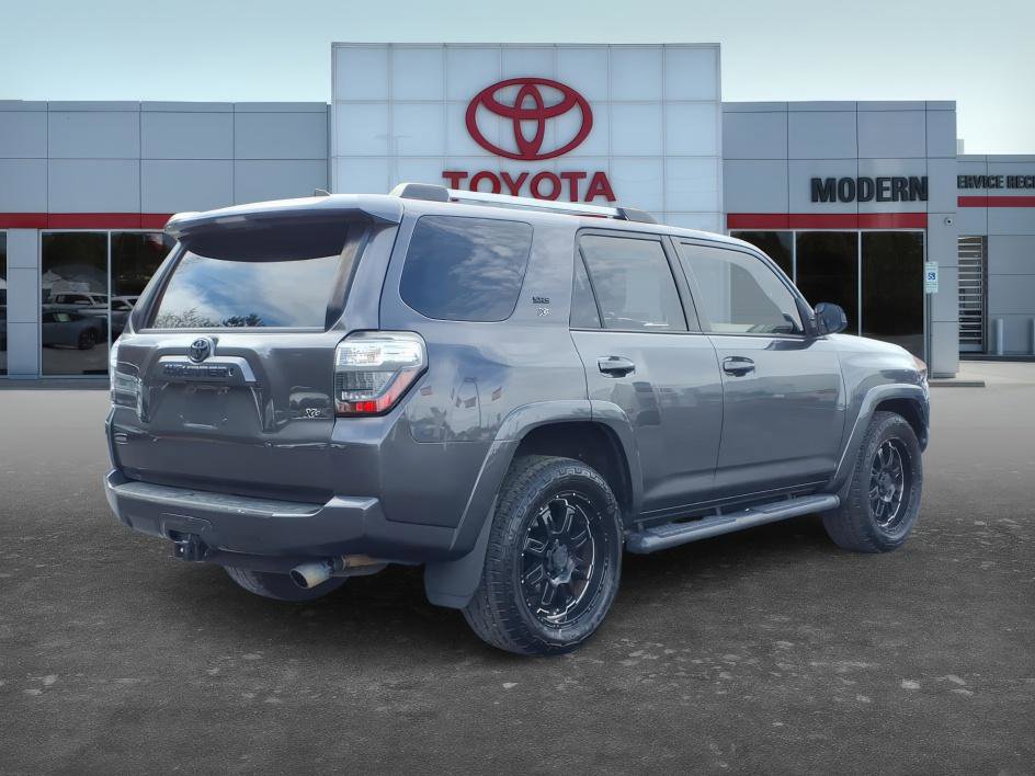 Used 2016 Toyota 4Runner SR5 image 6
