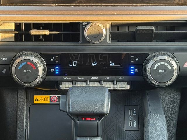 Certified 2025 Toyota 4Runner TRD Off-Road Premium w/ Tow Technology Package image 23