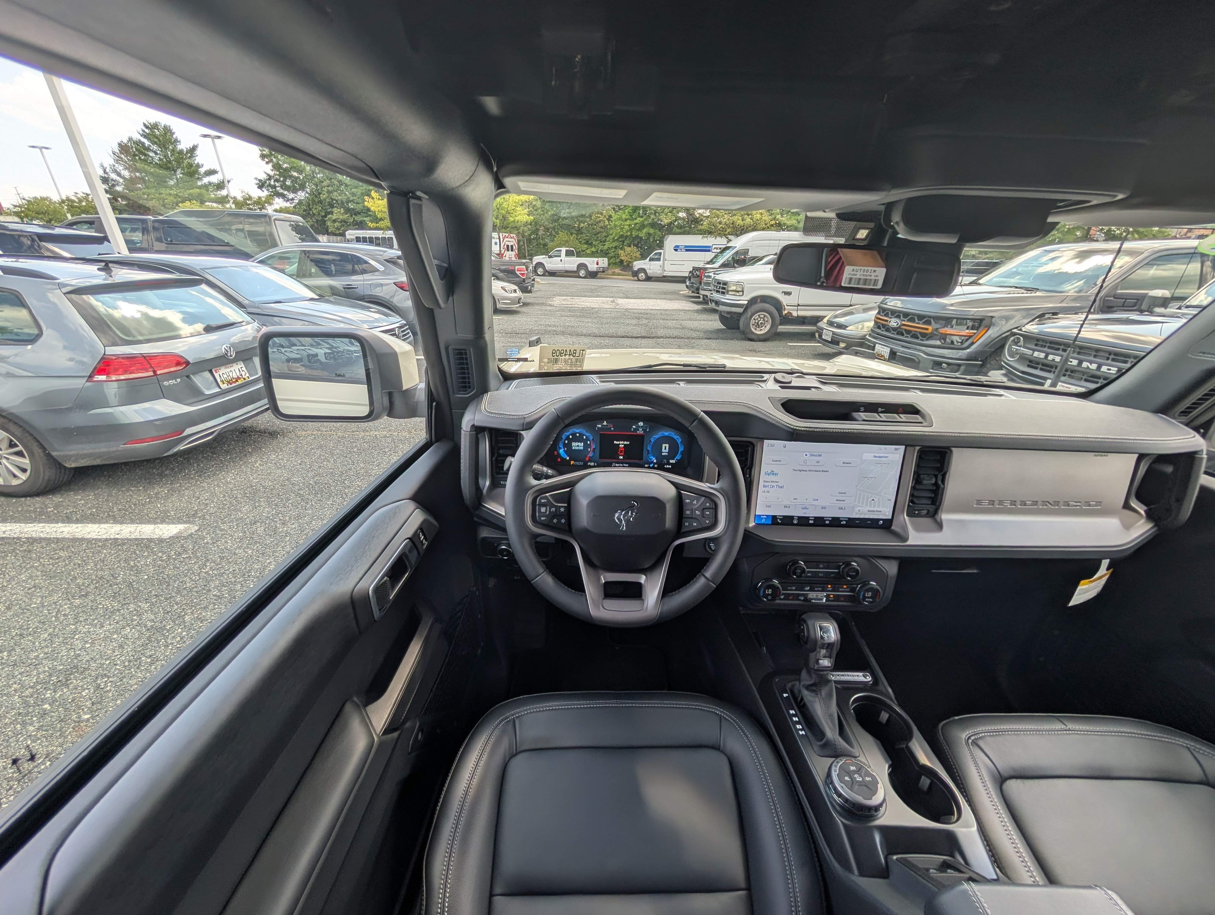 New 2026 Ford Bronco Outer Banks AWD/4WD image 11