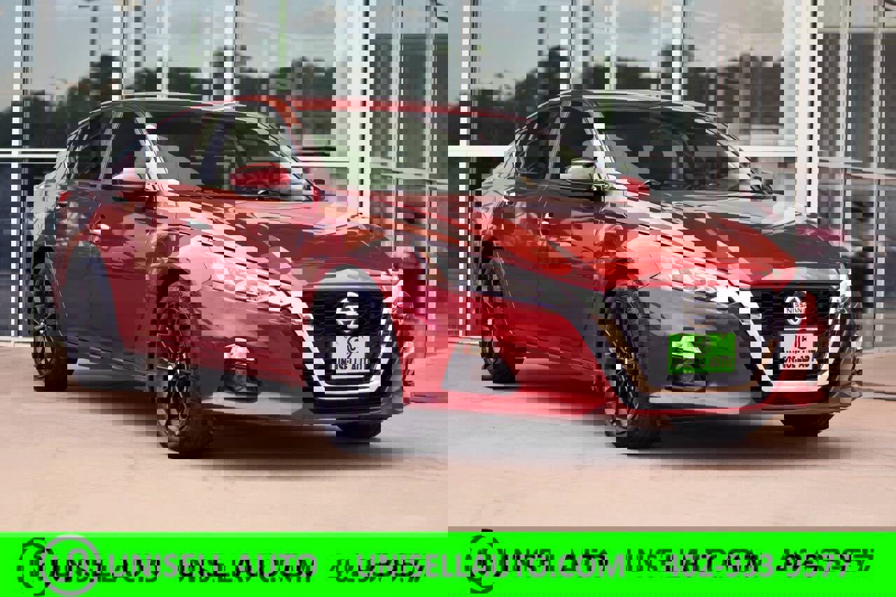 Used 2022 Nissan Altima 2.5 Platinum AWD/4WD image 1