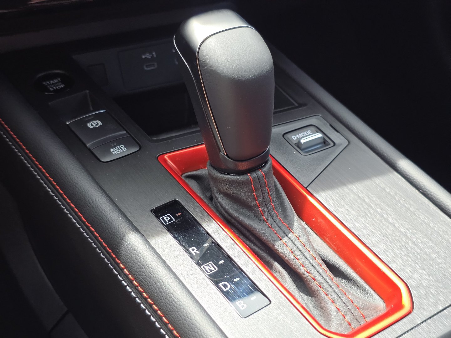 New 2026 Nissan Kicks SR AWD/4WD image 35