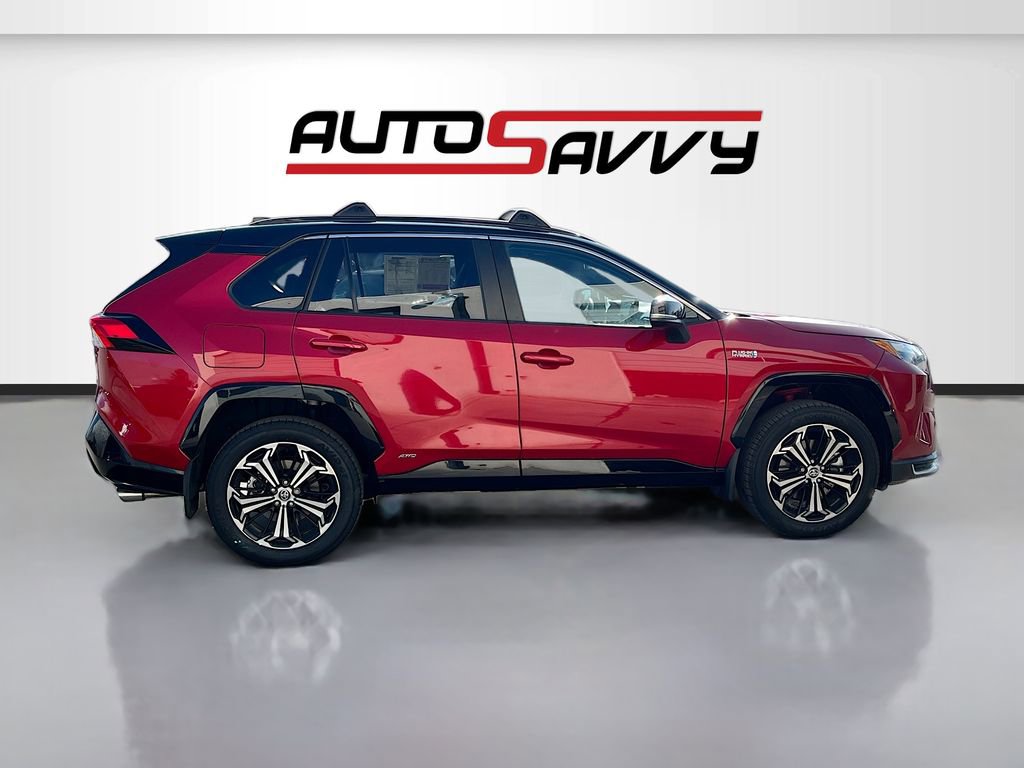 Used 2024 Toyota RAV4 XSE w/ Weather Package AWD/4WD image 8