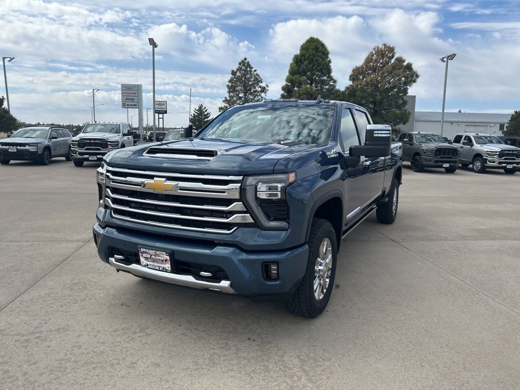 New 2026 Chevrolet Silverado 3500 High Country w/ Technology Package AWD/4WD image 1