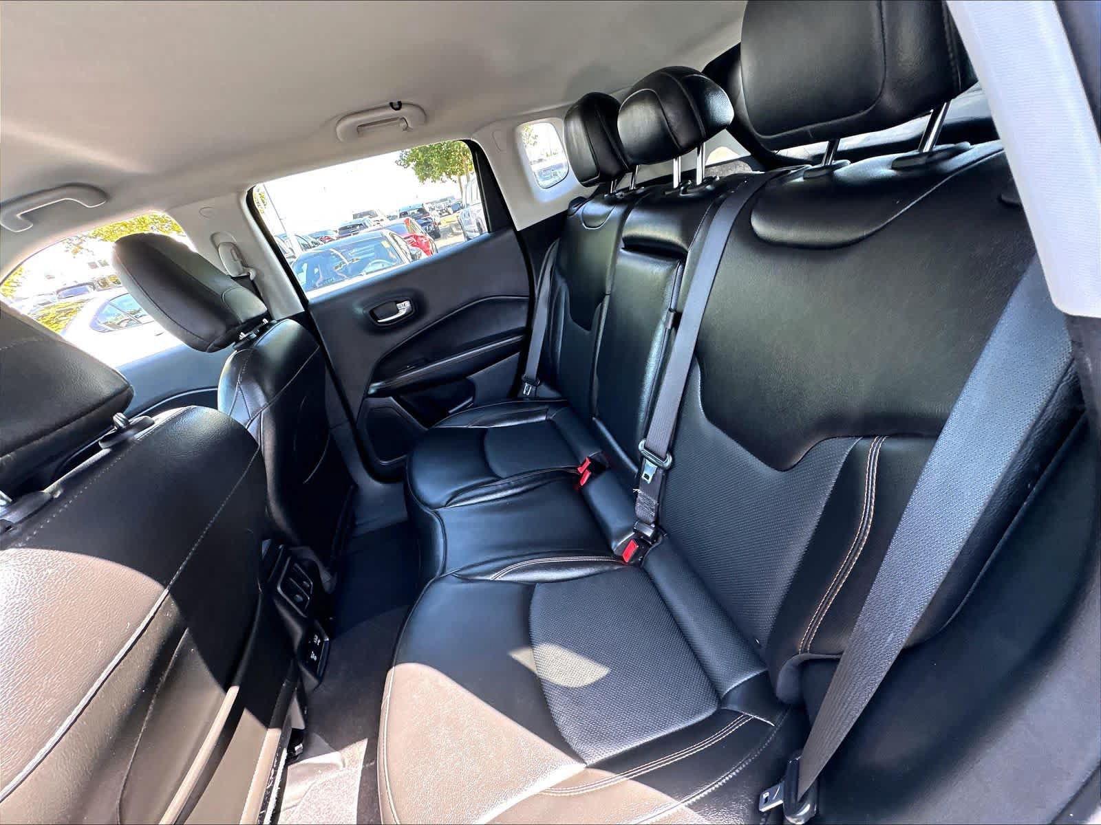 Used 2021 Jeep Compass Limited AWD/4WD image 23