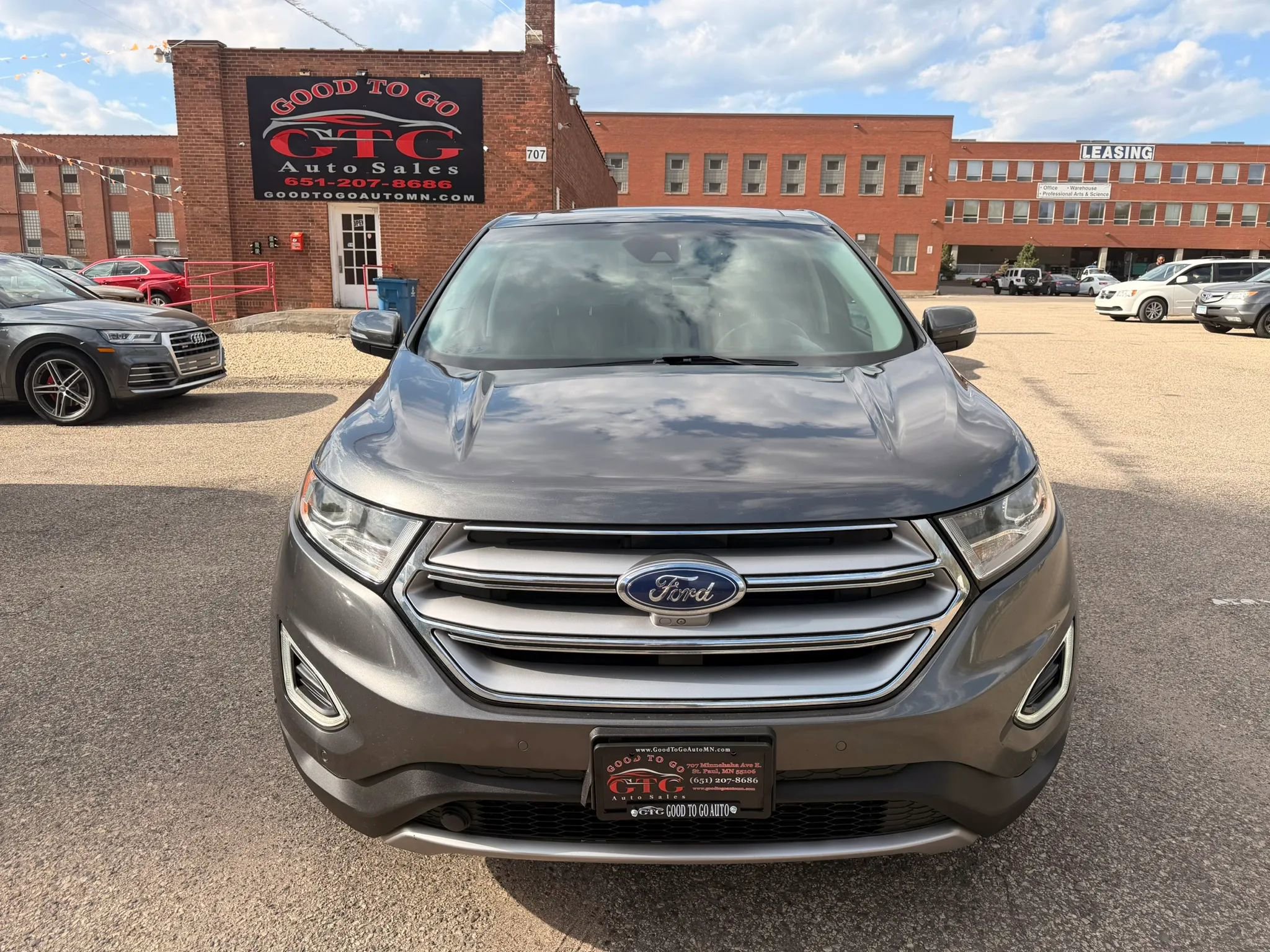 Used 2016 Ford Edge Titanium w/ Equipment Group 302A AWD/4WD image 9