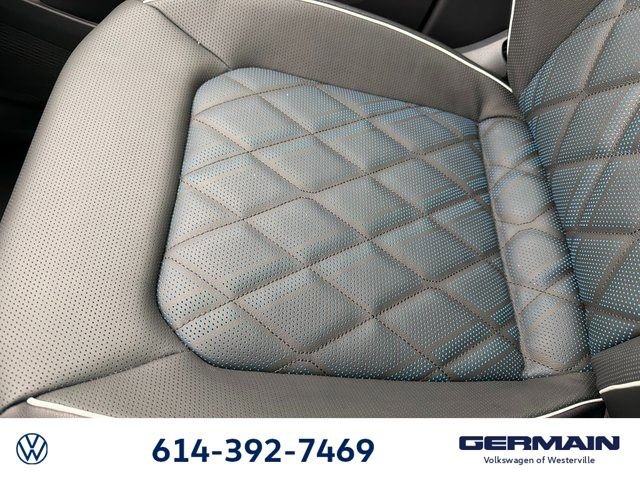 New 2026 Volkswagen Atlas Cross Sport SEL Premium R-Line image 30