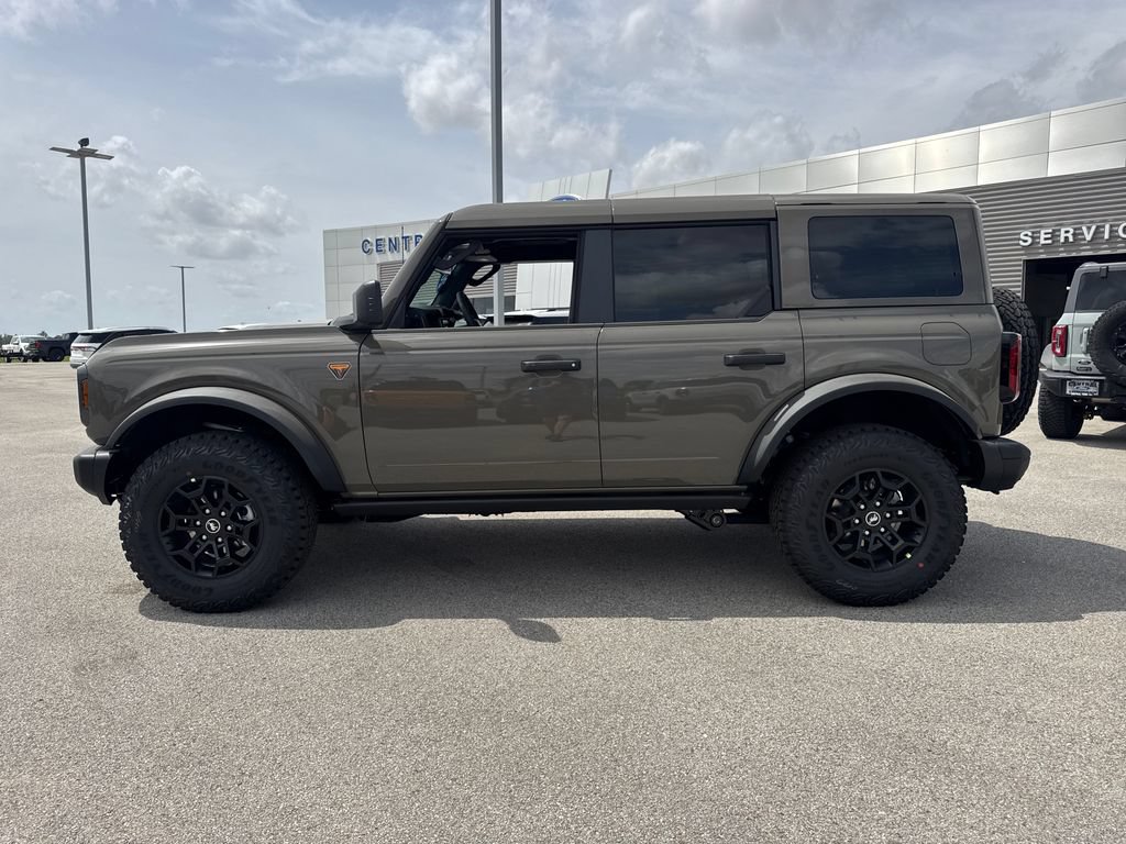 New 2026 Ford Bronco Badlands AWD/4WD image 3