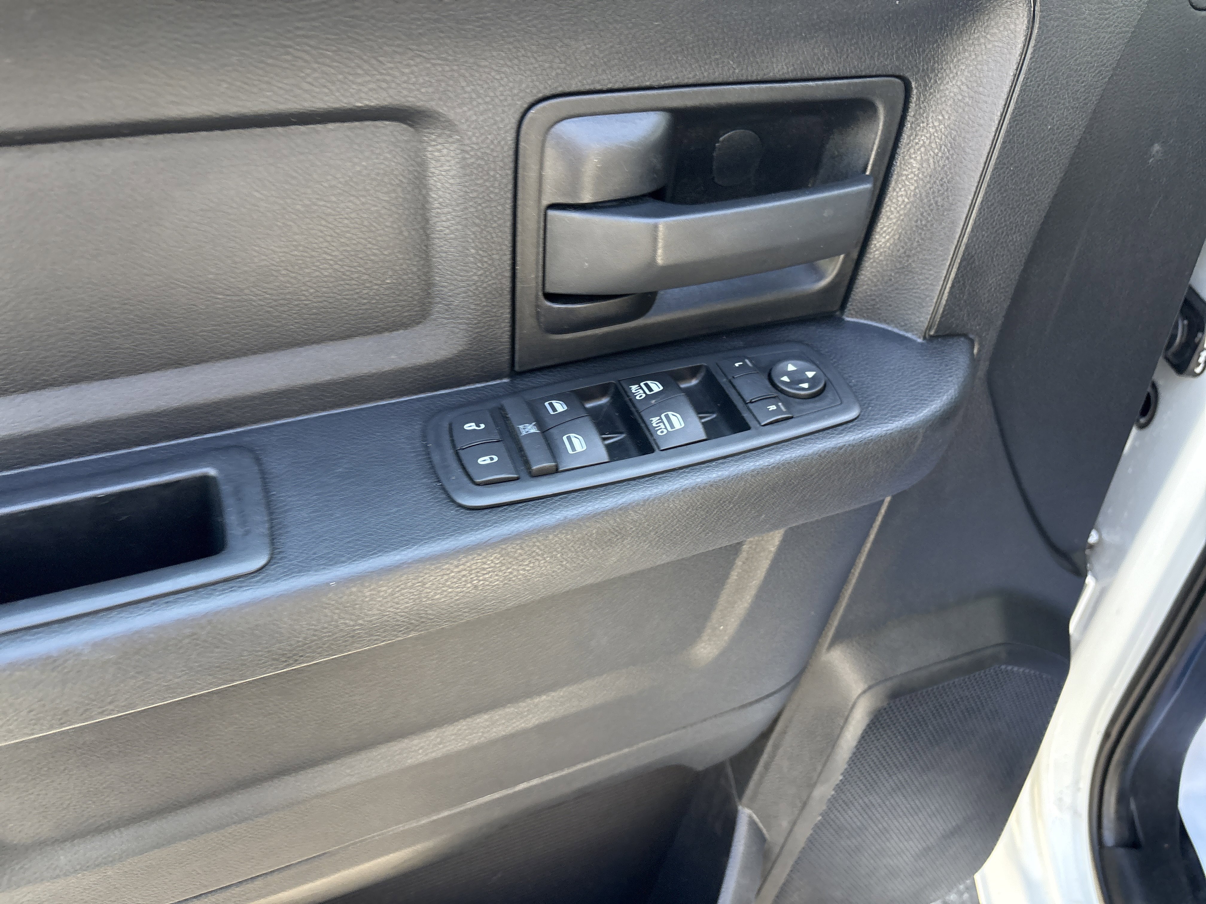 Used 2016 RAM 1500 Tradesman RWD image 15