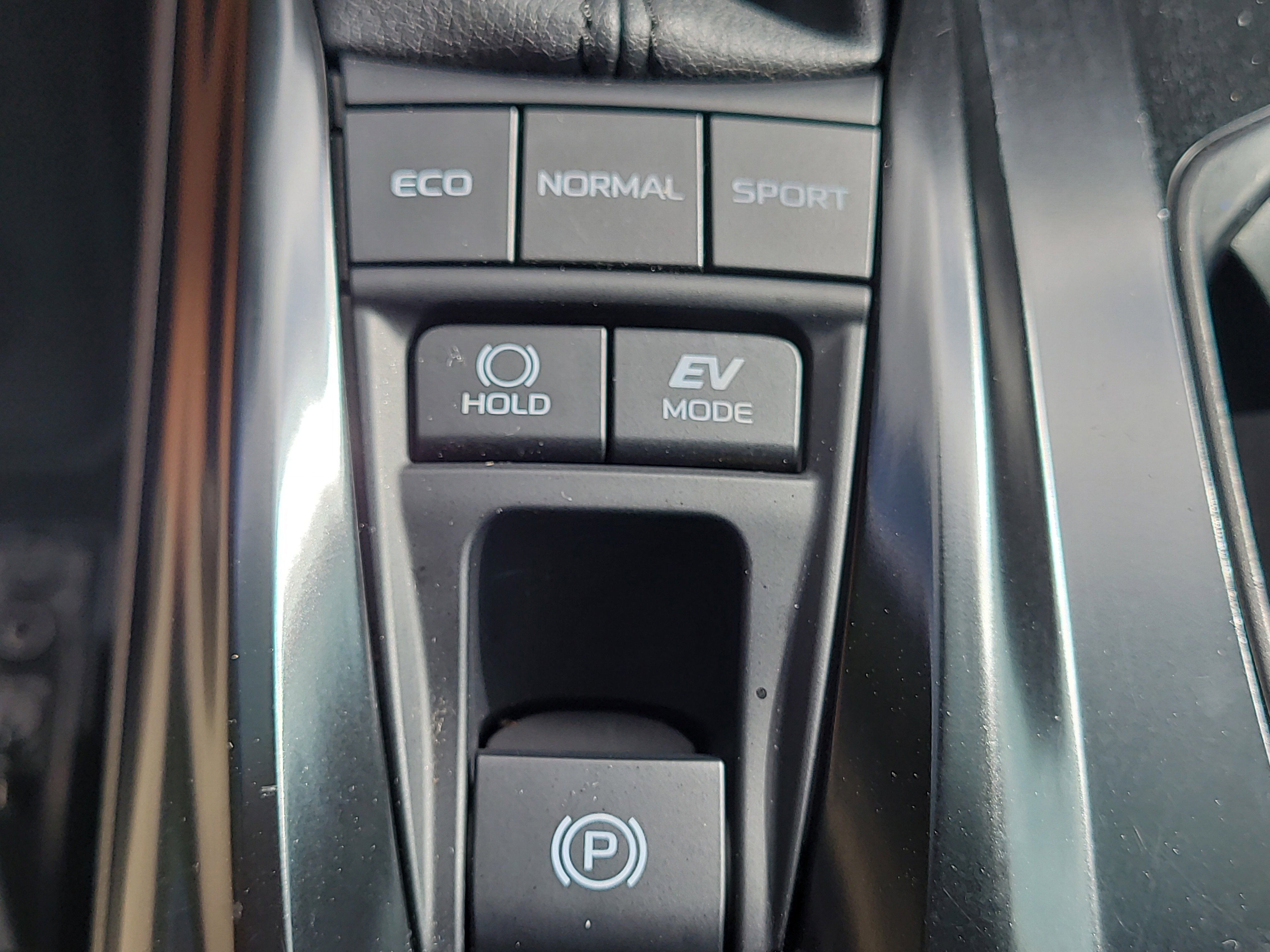 Certified 2025 Toyota Camry SE w/ Convenience Package image 27