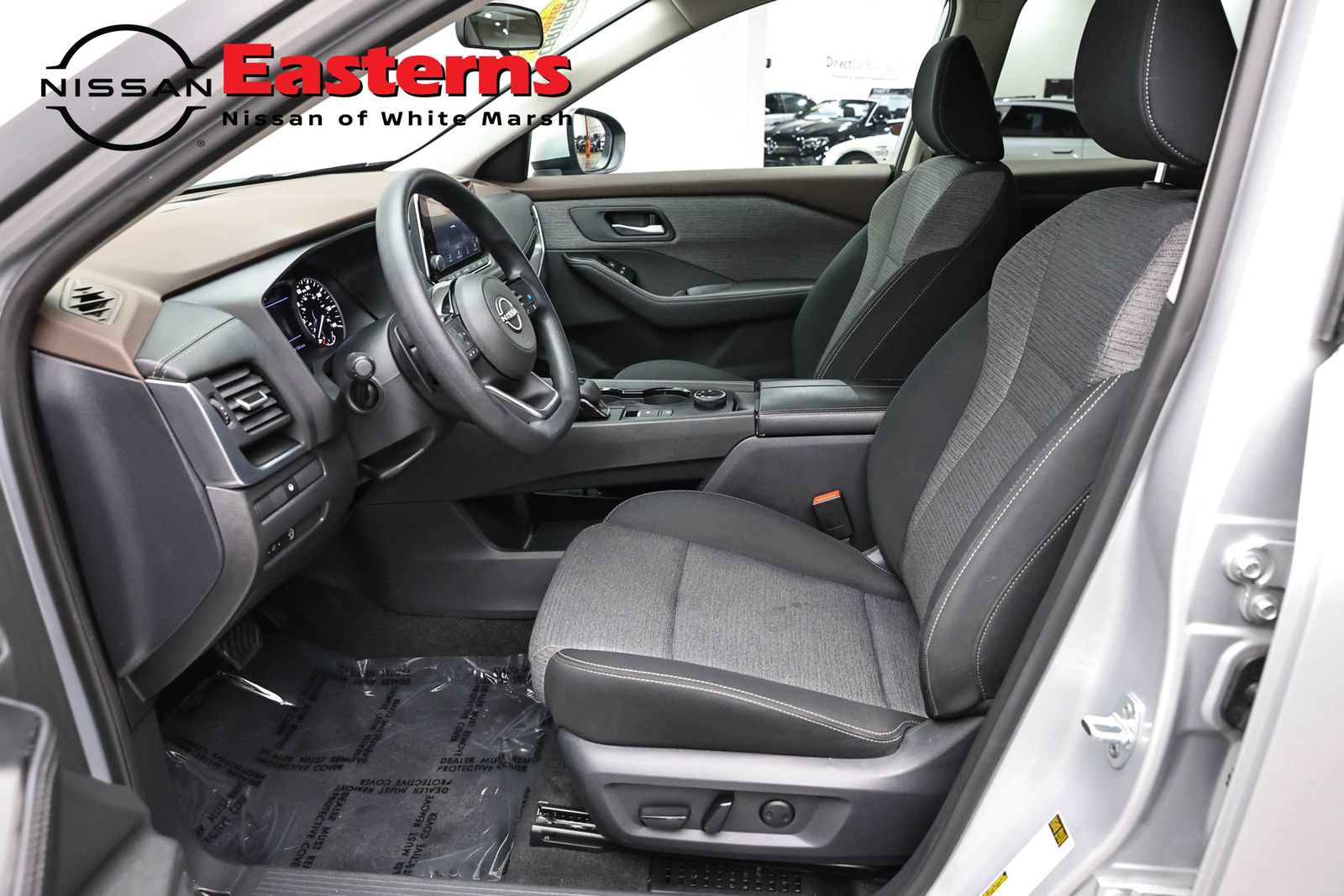 Used 2023 Toyota Corolla LE w/ Carpet Mat Package (TMS) FWD image 36