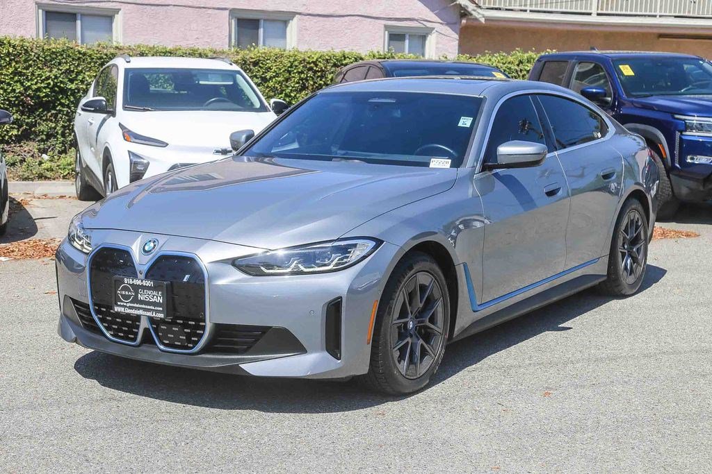 Used 2024 BMW i4 eDrive40 w/ Premium Package RWD image 3