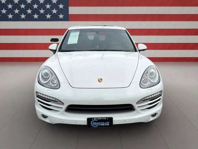 Used 2014 Porsche Cayenne Platinum Edition image 8