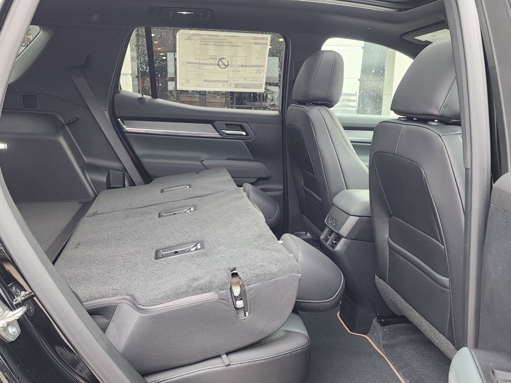 New 2026 GMC Terrain AT4 w/ Convenience Package III image 47