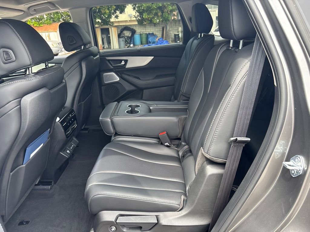 Used 2026 Acura MDX w/ Technology Package FWD image 10