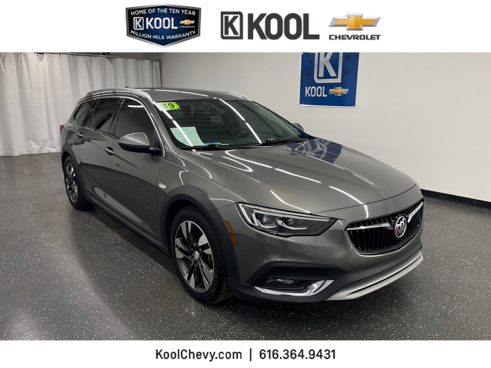 Used 2019 Buick Regal Preferred w/ Driver Confidence Package I image 1