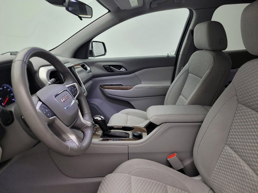 Used 2018 GMC Acadia SLE FWD image 17