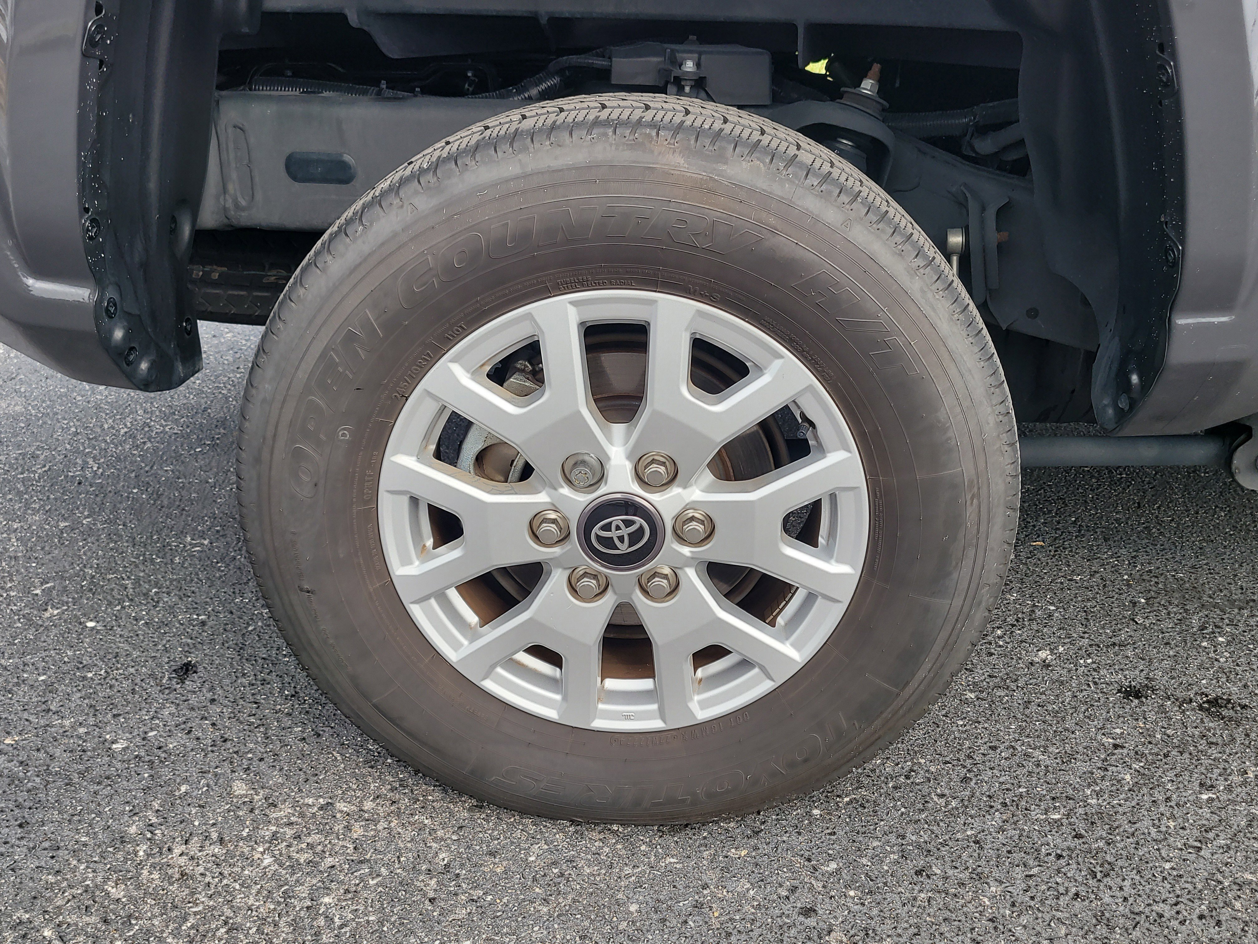 Certified 2024 Toyota Tacoma SR5 image 8