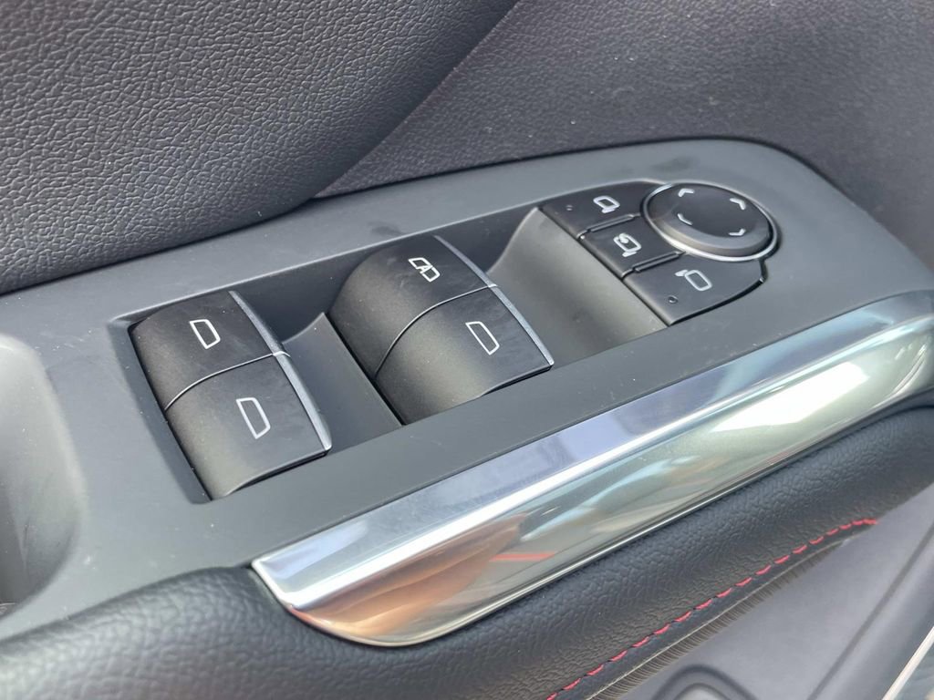 New 2026 Chevrolet Traverse RS image 17