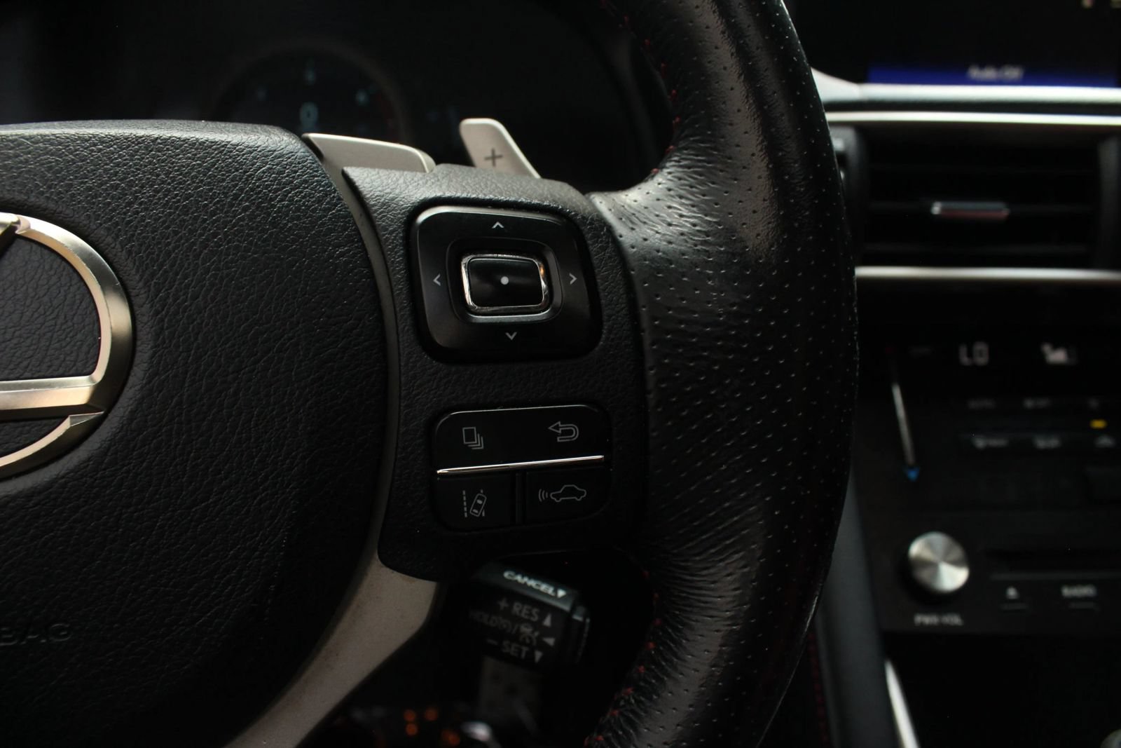 Used 2017 Lexus IS 200t F Sport w/ F Sport Package RWD image 28
