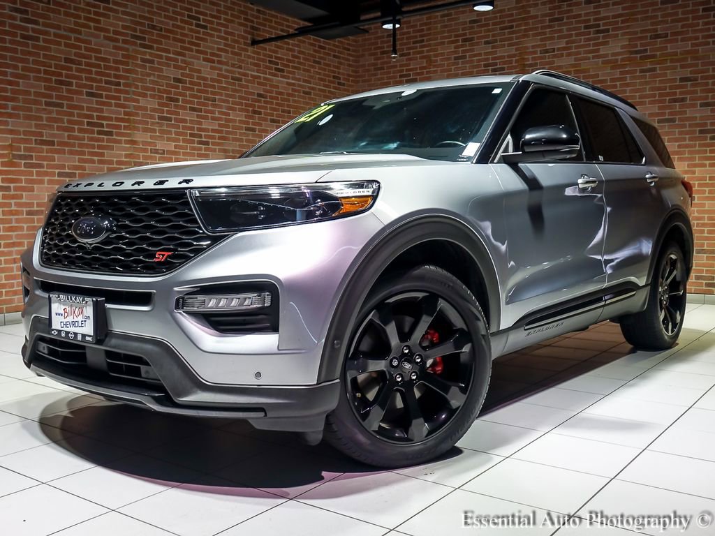 Used 2021 Ford Explorer ST w/ ST Street Pack image 2