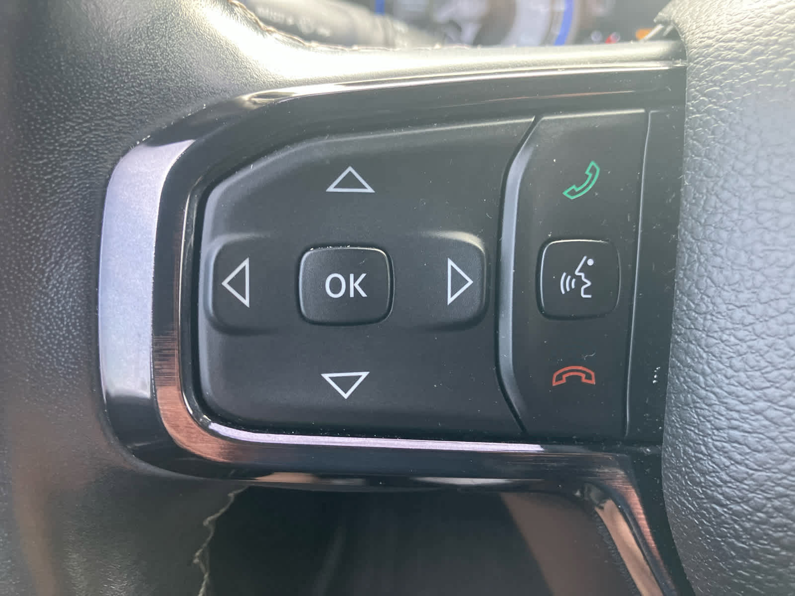 Used 2022 RAM 1500 Limited AWD/4WD image 18