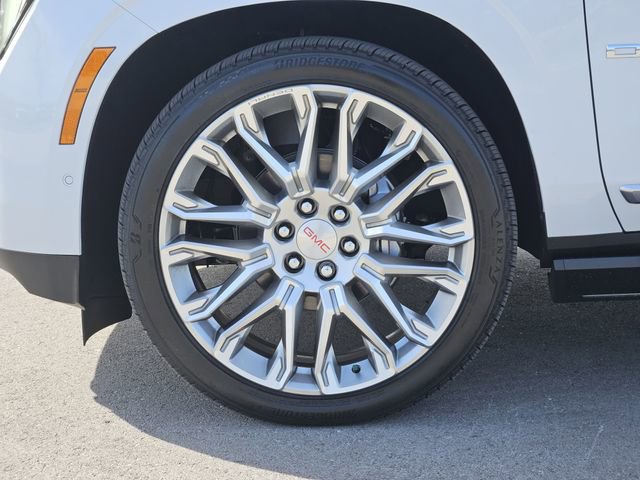 New 2026 GMC Yukon Denali w/ Denali Reserve Package image 9