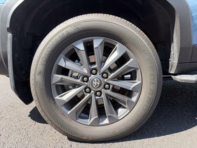 Used 2025 Toyota Land Cruiser w/ Premium Package AWD/4WD image 6