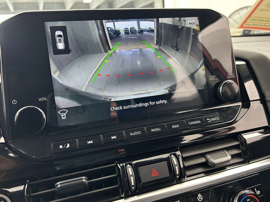 Used 2024 Nissan Pathfinder SL w/ SL Premium Package image 28