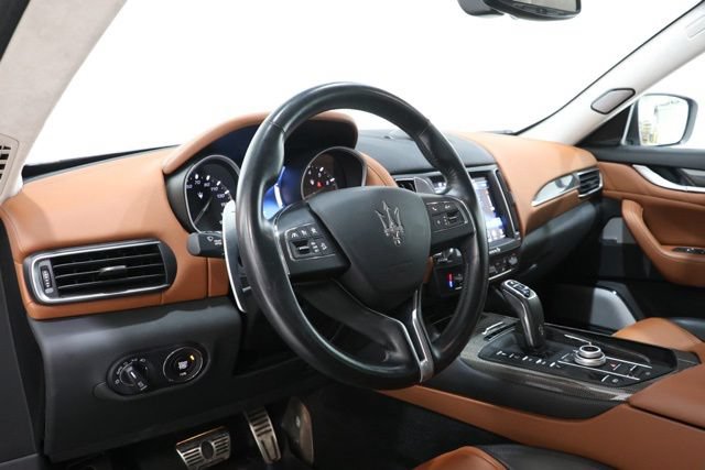 Used 2019 Maserati Levante S GranLusso AWD/4WD image 14