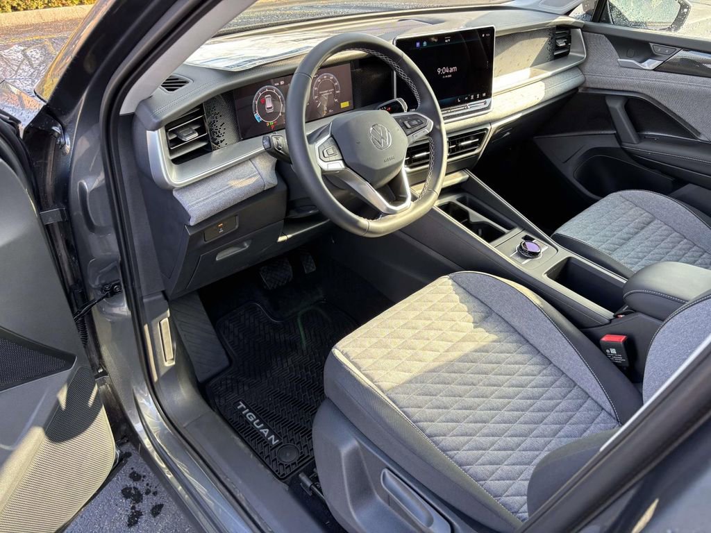 New 2026 Volkswagen Tiguan S image 24