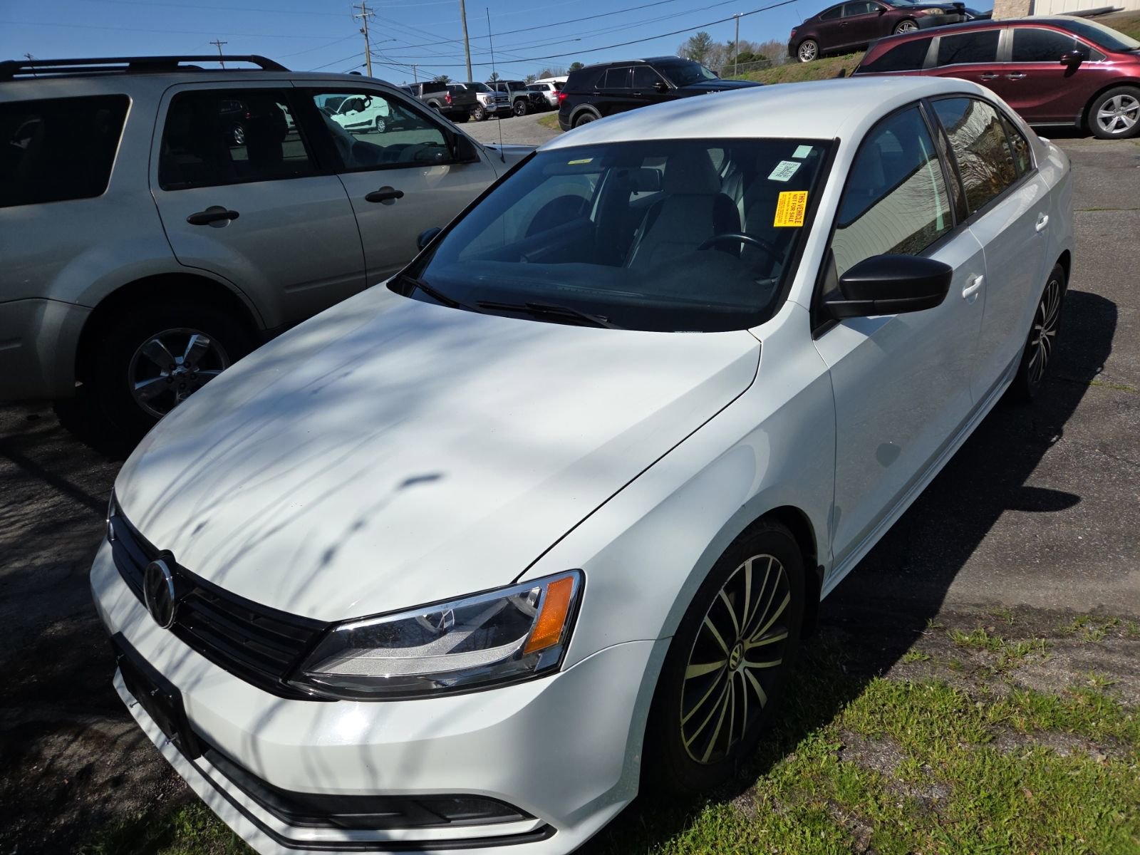 Used 2016 Volkswagen Jetta Sport image 2