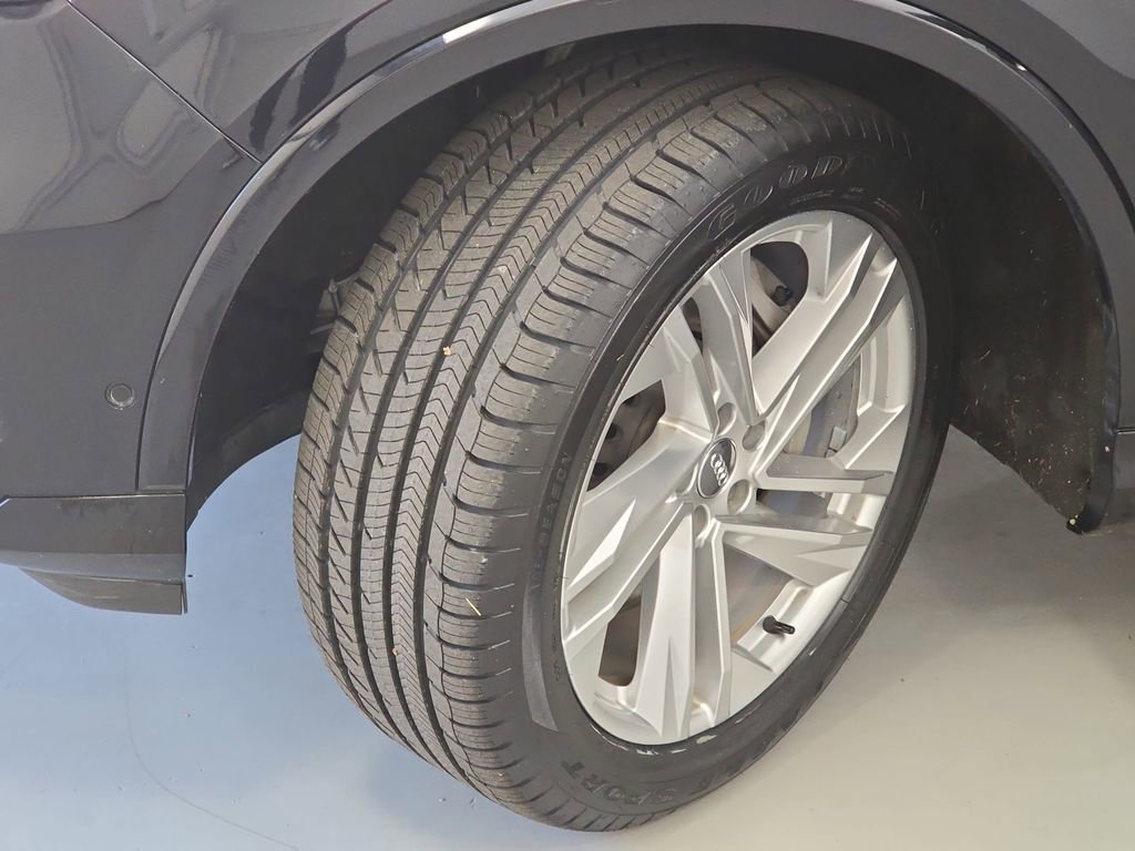 Used 2021 Audi Q7 3.0T Premium Plus w/ Premium Plus Package image 68