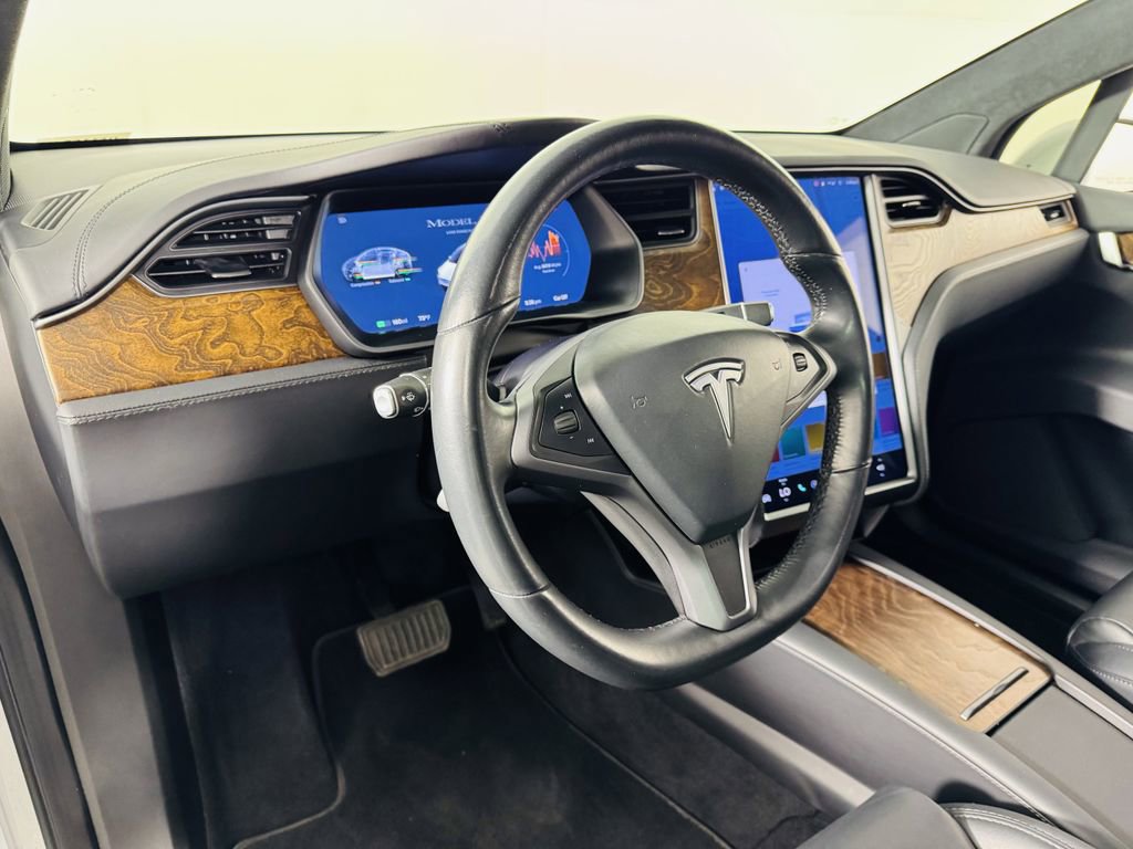 Used 2021 Tesla Model X Long Range image 8