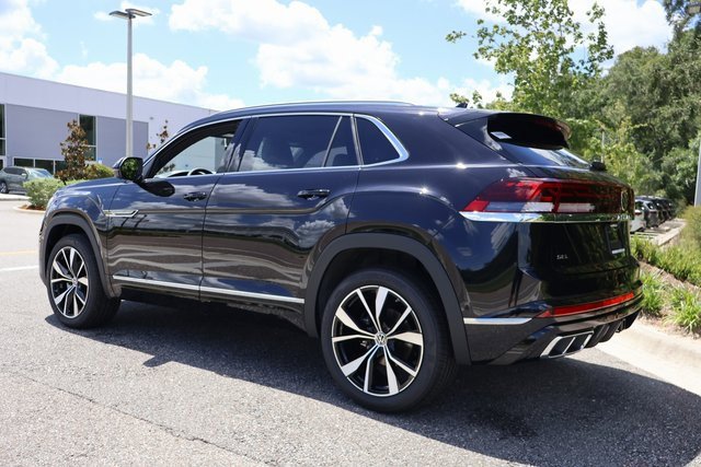 New 2026 Volkswagen Atlas Cross Sport SEL Premium R-Line image 5