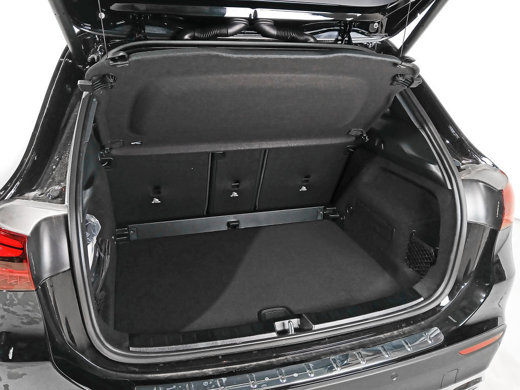 New 2026 Mercedes-Benz GLA 250 4MATIC image 9