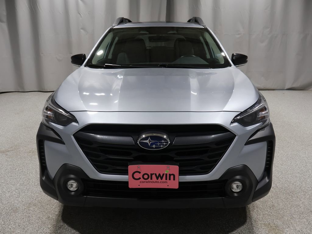 Used 2023 Subaru Outback Premium image 7
