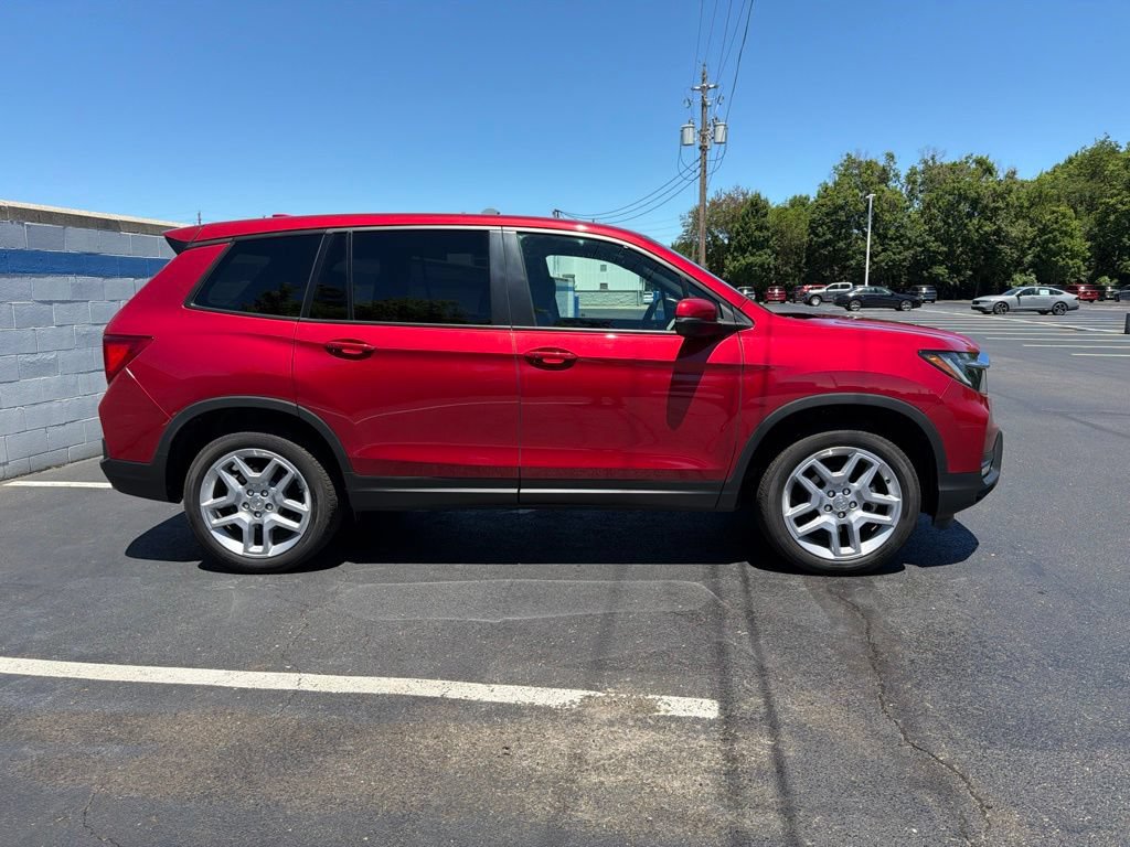 Certified 2025 Honda Passport EX-L image 6