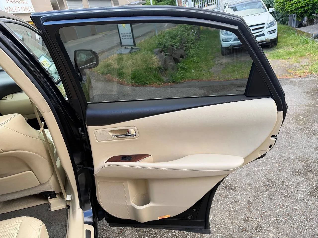 Used 2013 Lexus RX 350 FWD w/ Premium Pkg image 34