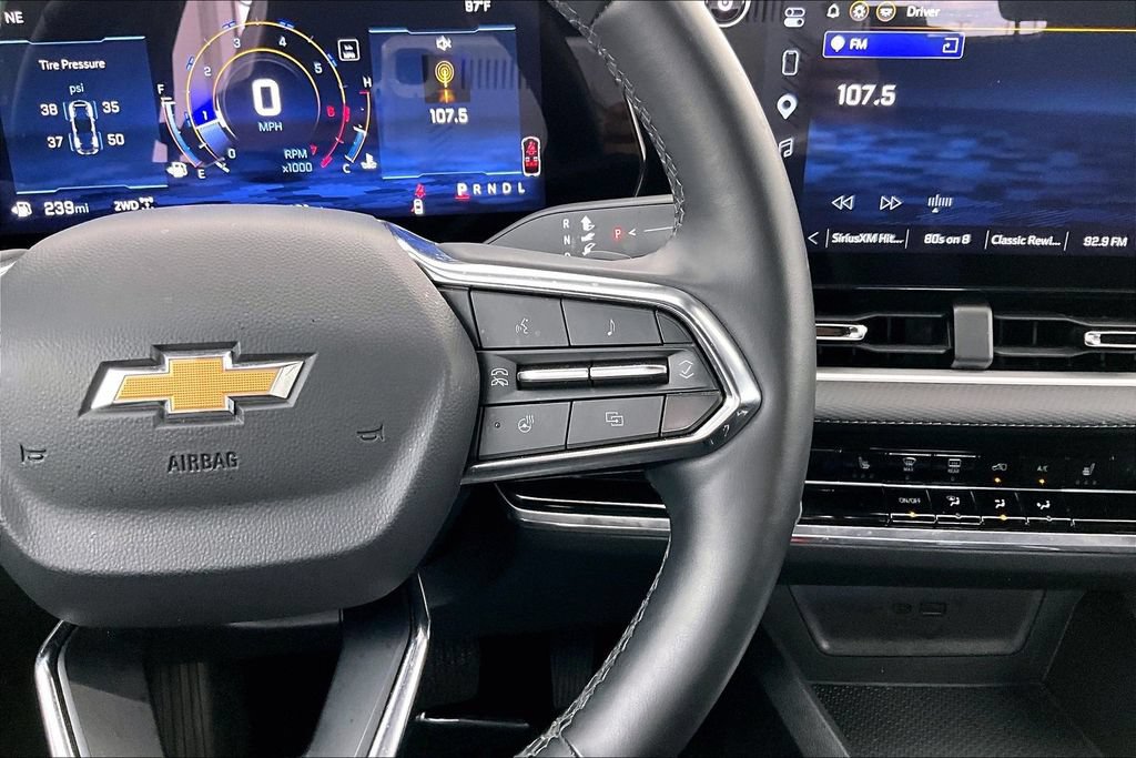 Used 2025 Chevrolet Equinox LT AWD/4WD image 24